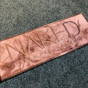 Urban decay Smokey palette